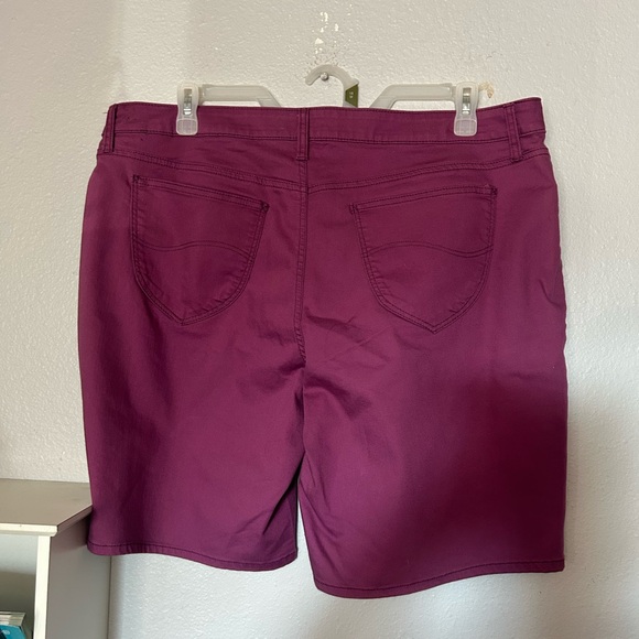 Lee riders mid rise Bermuda Purple Shorts - Picture 4 of 6